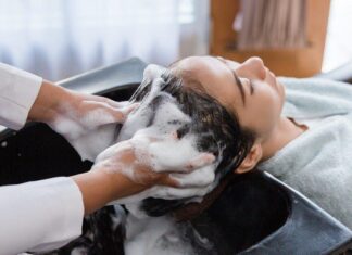 Why Do Hairdressers Always Follow the “Shampoo Twice, Condition Once” Formula?