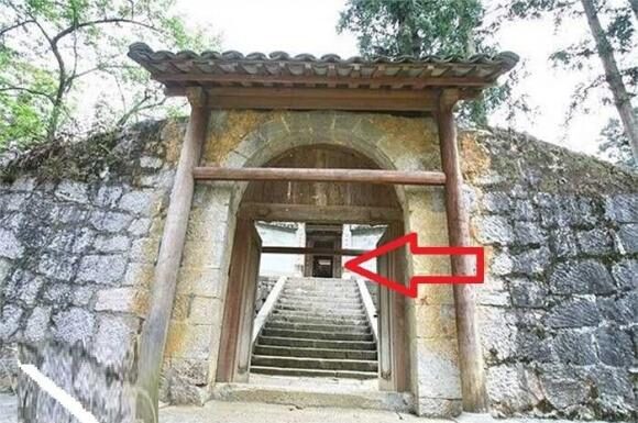 The Art of Feng Shui: Unraveling the Ancient Secret Behind “The Chaos Within”