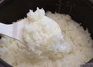The Ultimate Guide to Perfect Rice: A Simple Trick for Fluffy, Delicious Grains