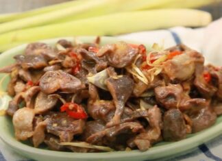 The Ultimate Stir-Fry: Ginger Lemongrass Chicken Gizzards Extravaganza