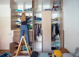 The Ultimate Guide to Autumn-Winter Wardrobe Organization: 7 Tips to Tidy Up Even the Smallest of Spaces