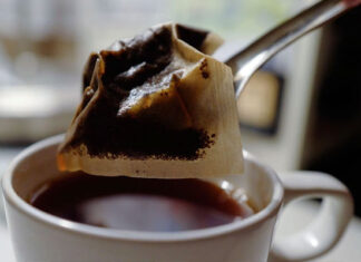 The Magic of Tea Grounds: 6 Super Uses for Your Gardening Needs