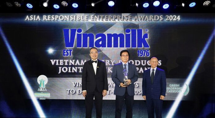 Net Zero Pioneer, Vinamilk Honored at Asia Responsible Enterprise Awards
