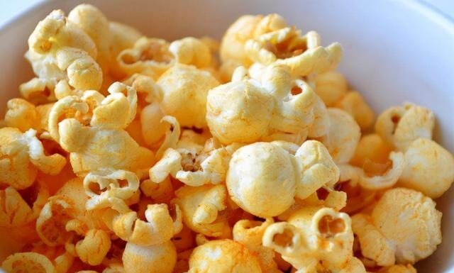 The Ultimate Guide to Perfect Popcorn: How to Make Every Kernel Pop