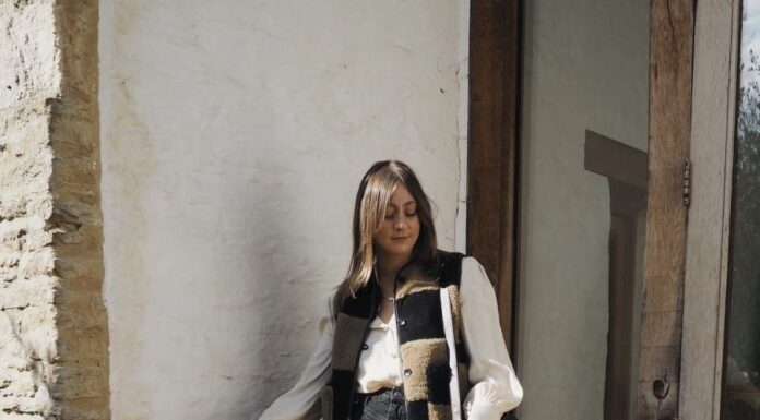 The Ultimate Guide: 4 Ankle Boot Styles to Lengthen Your Silhouette