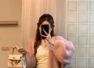 The Ultimate Guide: 5 Must-Have Pieces for an Effortlessly Romantic Autumn/Winter Wardrobe