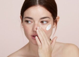 The Ultimate Nighttime Skincare Routine to Combat Dry Autumn and Winter Skin