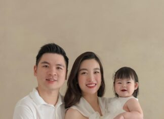 The Fashionable Duo: Đỗ Mỹ Linh and Her Mini-Me Daughter