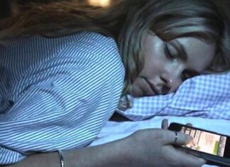 The 5 Places You’re Keeping Your Phone That Are a Ticking Time Bomb