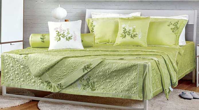 The Magic of Beetroot Juice: Transform Your Bed Linen with This Simple Trick