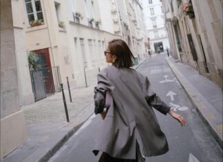 The Ultimate Color Scheme for the Classy Woman: A Guide to Elegant Styling