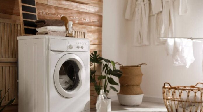 The Magic of Salt: How a Simple Ingredient Can Transform Your Laundry Routine