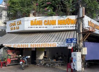 The Ultimate Guide to Indulging in Phan Rang-Style Fish Cake Bahn Canh: 5 Mouth-Watering Destinations Unveiled