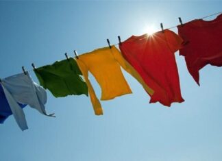 8 Easy Ways to Get Rid of Stinky Smells From Your Clothes Without Re-Washing