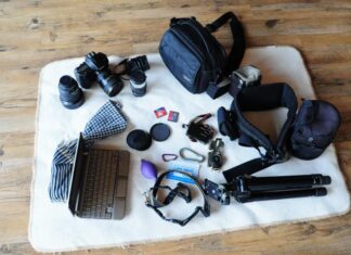 “7 Items You Shouldn’t Pack When Traveling: Essentials That Can Become a Burden”