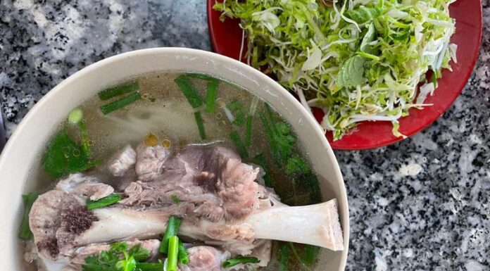 Unveiling the Secrets of Bún Chìa: A Culinary Journey into the Heart of Buôn Ma Thuột