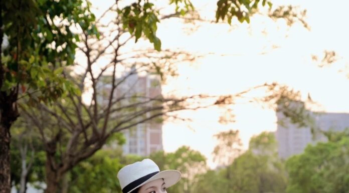 The Summer Wardrobe Wonders: 4 Versatile Dress Styles to Transition Seamlessly into Fall