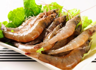 The Secret to Delicious Boiled Shrimp: A Magic Ingredient