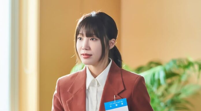 “The Leading Lady of ‘Miss Night and Day’ Shines Bright with Her Simple Yet Striking Style, On and Off Screen”