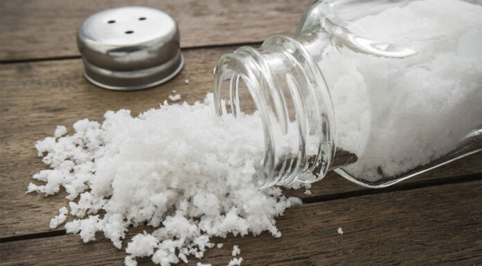 18 Instant Ways to Eliminate Kitchen Odors and Keep it Fragrant All Holiday Long