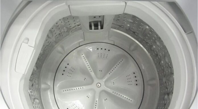 The Ultimate Guide to Cleaning Your Washing Machine in 3 Easy Steps