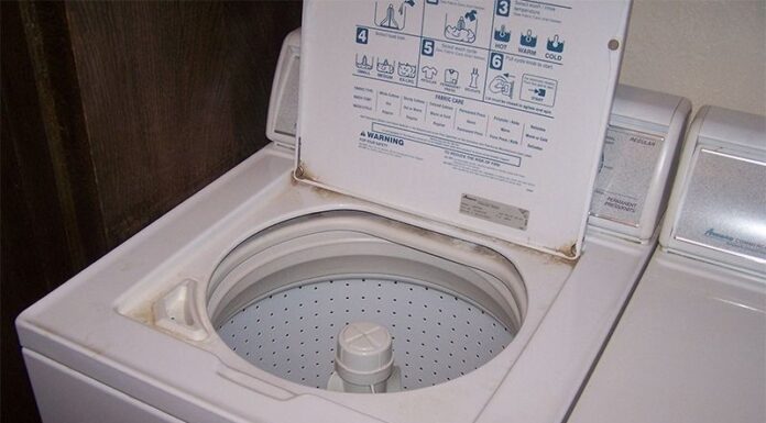Should You Leave Your Washer Open or Closed After Doing Laundry? The Answer May Surprise You!