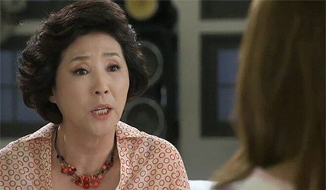 The Secret Button Your Mother-in-Law Insists on Pressing When She Uses the AC, and Why Your Electricity Bill is Through the Roof