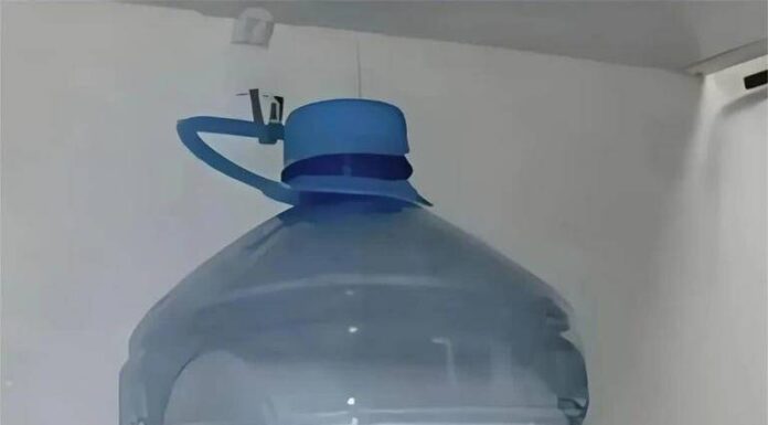 The Ultimate Guide: Transforming Old Treasures into Gold – 8 Tips from Frugal Masters