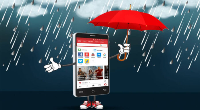 Is It Safe to Use Your Phone During a Thunderstorm? The Answer May Surprise You.