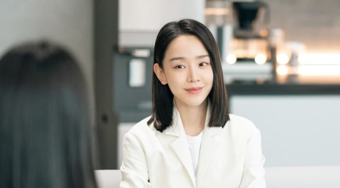 The Leading Lady, “Dear Hyeri,” Transforms with Two Distinct Roles, Each Praised for Their Unique Style