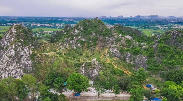 The Undiscovered “Ha Giang Stone Plateau” in Hanoi: A Traveler’s Guide