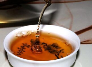 The Magic of Overnight Tea: A Simple Hack to Save You a Fortune.