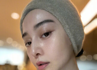 The Ultimate Skincare Multitasking: Nailing the Art of Eating and Face Masking Simultaneously, but Is It Effective?