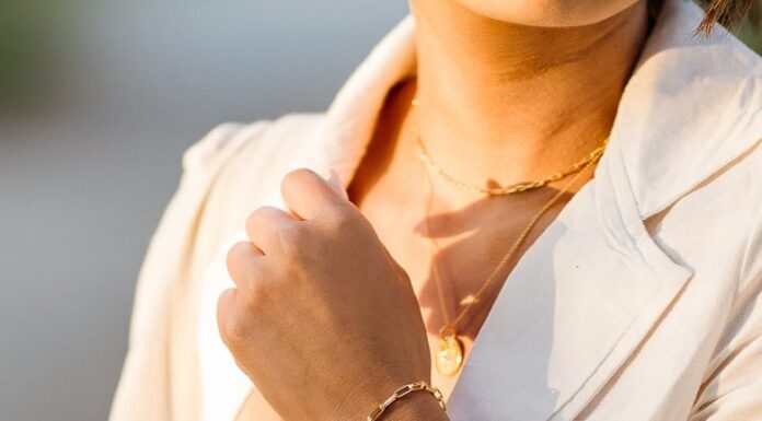 The Golden Touch: Unveiling the Ancient Secret to Beauty and Wealth.