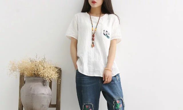 The Top 4 Unflattering and Outdated Jeans Styles to Avoid