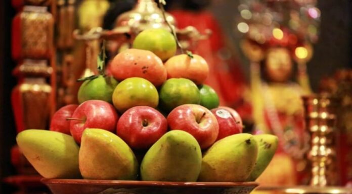 Why Do the Vietnamese Burn Incense in Odd Numbers? Is It Okay to Burn an Even Number?