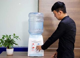 The Great Water Conundrum: Why Are Hot and Cold Water Dispensers Falling Out of Favor? Unveiling the Threefold Reason.