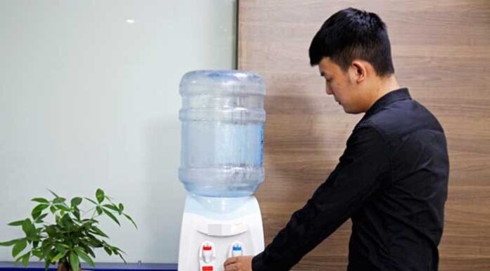 The Great Water Conundrum: Why Are Hot and Cold Water Dispensers Falling Out of Favor? Unveiling the Threefold Reason.