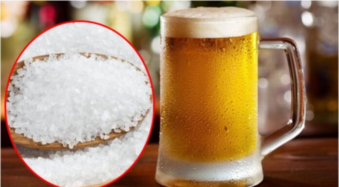 Why Do People Add a Pinch of Salt to Beer? Uncover the Reason Why No One Wants to Do the Opposite