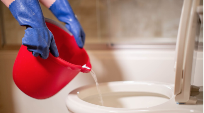 Unclog Your Toilet in a Flash: Get Things Flowing Smoothly in Just 5 Minutes, No Plumber Needed