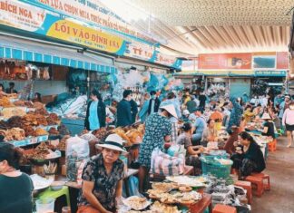 The Ultimate Guide to Da Nang’s Delicious and Affordable Street Food Markets: A Tasty Adventure from Just 8,000 VND!