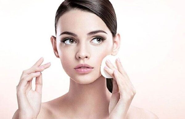 The Ultimate Guide to Summer-Proof Makeup: Say Goodbye to Melting Makeup!