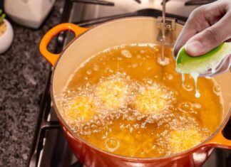 The Secret Ingredient to Perfectly Crispy Fried Foods: A Splash of Lemon