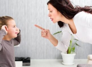 3 Toxic Phrases Parents Often Say to Their Children Unknowingly