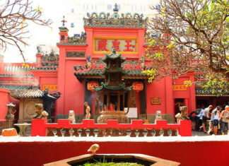 The 5 Most Beautiful and Sacred Temples to Visit in Ho Chi Minh City This Vu Lan Festival