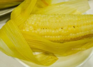 The Ultimate Trick to Cooking Corn: A Sweet and Savory Delight