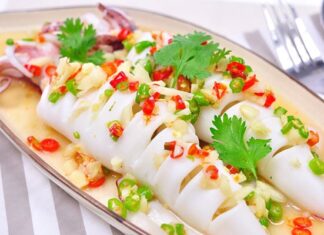 Unlock the Secret to Mouth-Watering, Tender Squid: A Simple Trick to Take Your Taste Buds on an Adventure