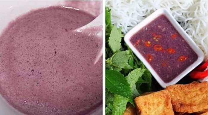 Why Does Fermented Shrimp Paste Bubble and Froth When Lime is Added?