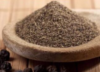 The Magic of Black Peppercorns: An Unexpected Laundry Boost