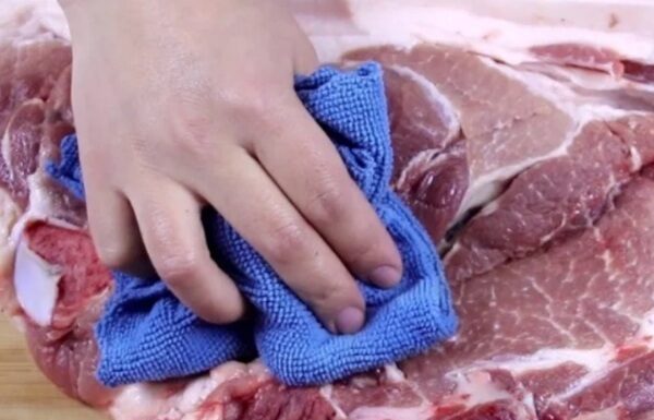 Why Do Butchers Cover Meat with a Cloth? Unveiling the Mystery.